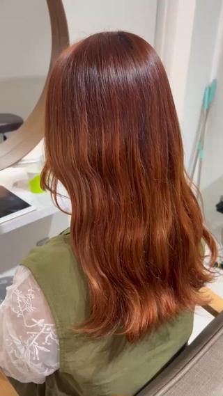 オレンジブラウン 