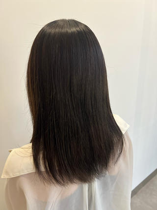 地毛風カラー
毛髪状態によってトリートメントサービスさせていただきます 