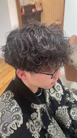 パーマ メンズ 角田 楓のヘアスタイル