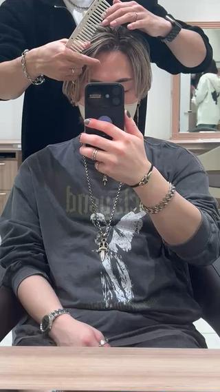 カラー メンズ 寺内 紳悟のヘアスタイル