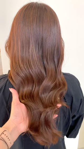 セミロング カラー 🎀レイヤー・艶カラ ー🎀YUMEKAのヘアスタイル