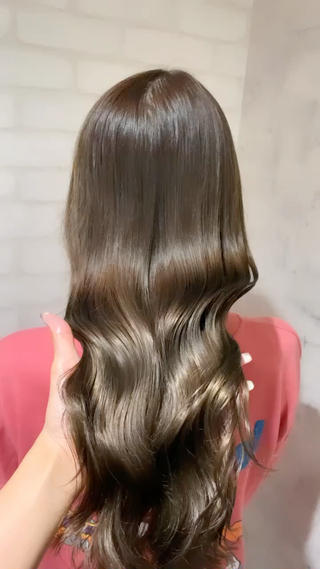セミロング カラー 🎀レイヤー・艶カラ ー🎀YUMEKAのヘアスタイル