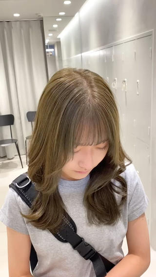 ロング オリーブ🌿ブリーチ なし◎Azusaのヘアスタイル