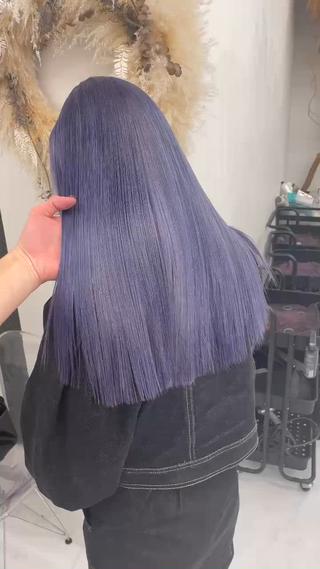 リタッチワンカラー募集しております！
特別価格2500円で承っております！
日程などは1度メッセージかインスタのDMをいただけると幸いです！
Instagrameryo_arrange 