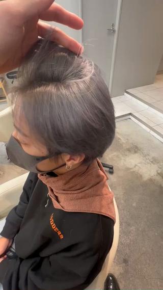 優しめのグレーでトリートメントもしてサラサラにしました