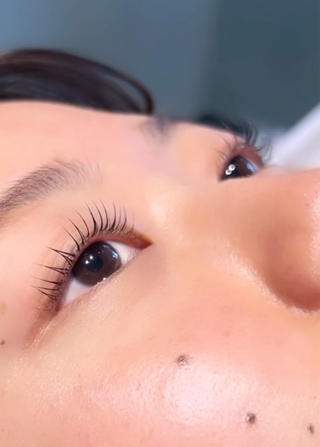 パリジェンヌラッシュリフト（立ち上げタイプ） 