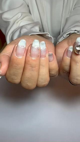 セミロング shandy nailのネイルデザイン