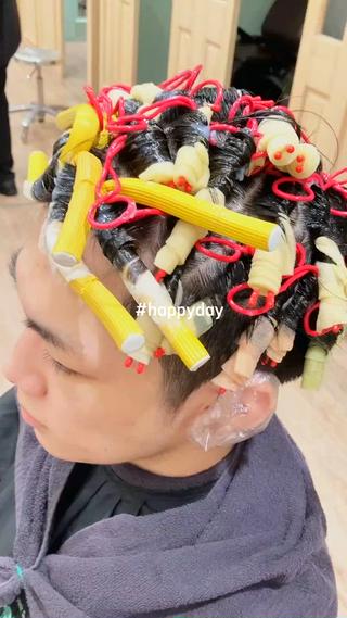 スパイラル

前髪センターパート 