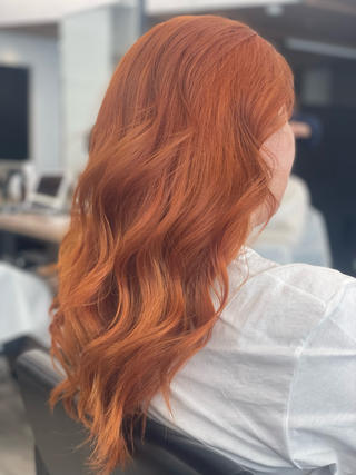 セミロング S.MASTARD所属・TAKA ♦︎bridge♦︎のヘアスタイル