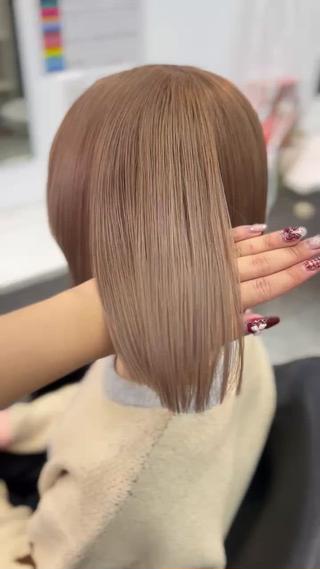 カラー elubylovis nanaseのヘアスタイル