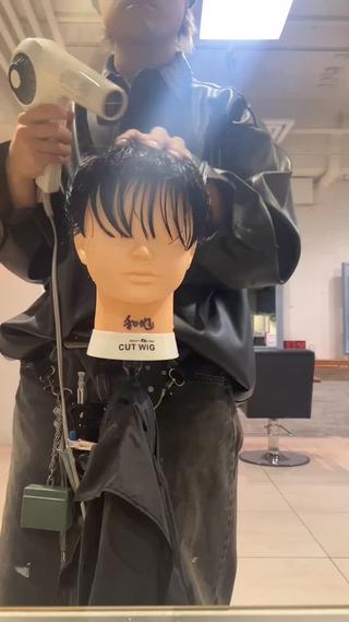 メンズカット！
メンズ無造作マッシュ 