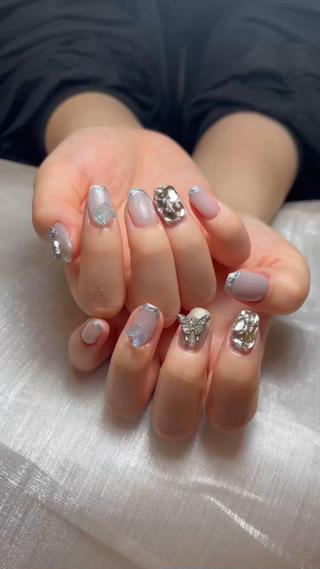 #キティちゃんネイル#ちゅるんネイル#マットネイル#大人ネイル#上品ネイル#ハ一トネイル#ミラ一ネイル#nail ## ##フンホンネイル#韓国ネイル#中国ネイル#最新ネイル#キラキラネイル#ラメネイル#キルティングネイル#オ一ロラネイル#フ レンチネイル#autumnnail#透けネイル#グラデ一ションネイル#ラメグラデ一ション#フラッシュネイル #マグネットネイル#ニュアンスネイル#ちくはぐネイル 