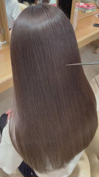 髪質改善ストレート
この通りツヤツヤです