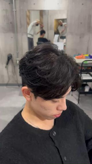 ニュアンスパーマ

ナチュラルな毛流れとダウンパーマを組み合わせることで
シルエットが綺麗になります

ぜひご相談ください 