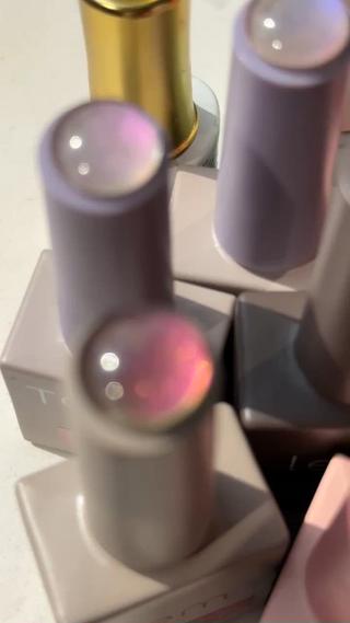 #マグネットネイル #magnetnails #newcolors #新色入荷 #オーロラネイル #うるうるネイル 