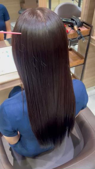 ロング 韓国 ブリーチ無し Wカラー💗夢果💗のヘアスタイル