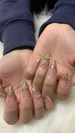 ネイル 𝑩𝒆𝒍𝒍𝒂 𝒏𝒂𝒊𝒍のネイルデザイン