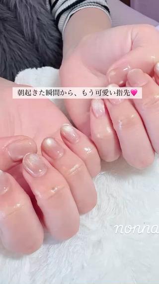 ネイルって、朝起きた瞬間から
何もしなくても可愛いくて

指先ひとつ整えるだけで
心までふんわり満たされる

忙しい日でも、ふと手元を見たときに
“今日も大丈夫”ってそっと背中を押してくれる

 
