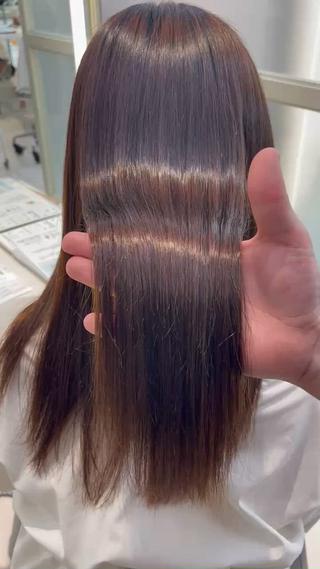 ロング 𝐑𝐞𝐨/透明感 𝐜𝐨𝐥𝐨𝐫のヘアスタイル