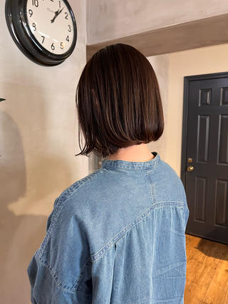 ショート カラー 薬院:今泉/上川美幸 小顔ボブ/暗髪カラーのヘアスタイル