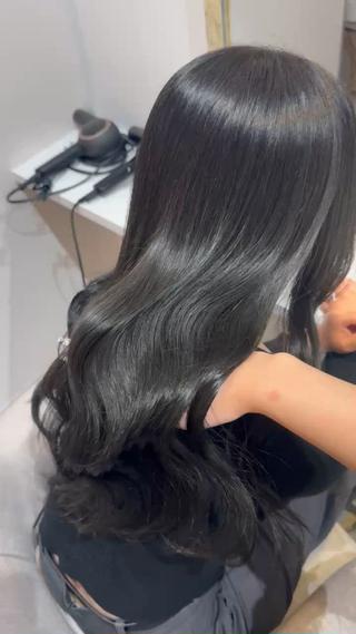 ロング カラー 赤み無し柔らかカラー 【梅田】madokaのヘアスタイル