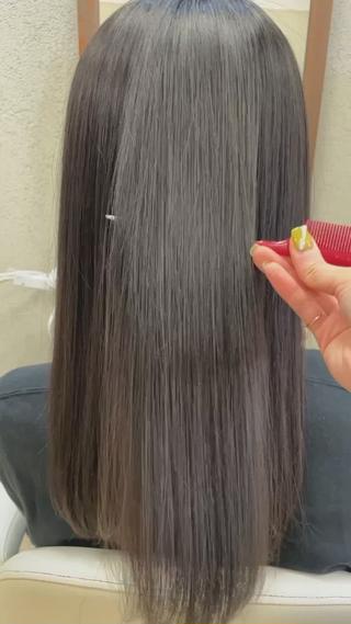 ロング 松下 由恵のヘアスタイル