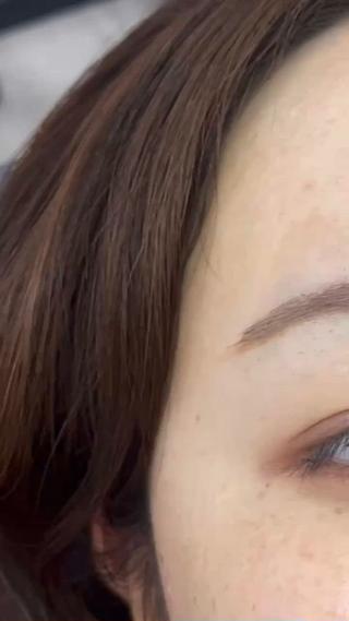 パリジェンヌラッシュリフト️

根元から約80°あげてパッチリとしたお目元に 