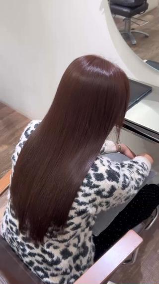 ロング カラー 岡本 蒼奈のヘアスタイル