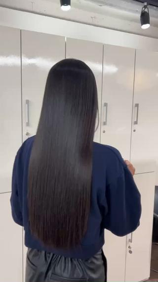 ロング 岡本 蒼奈のヘアスタイル