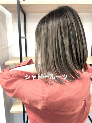 ショート カラー シール、 ハネエクステのヘアスタイル