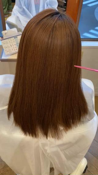 トリートメントじゃ物足りない方、
酸性ストレートはいかがでしょうか？

柔らかく仕上がる縮毛矯正です。

乾かしただけでまっすぐさらさらに、艶が出ます。 