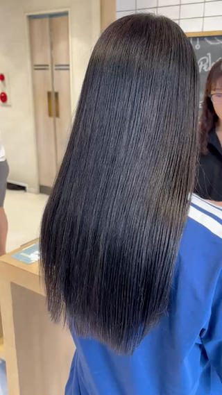 透明感が出るブルーブラック 