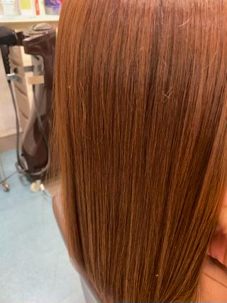 一宮市で叶える 本物の美髪

髪質改善で サラツヤな髪をあなたの髪にも

結合力の高い特殊なミネラルを髪内部に送り込み、内側から髪を改善させ、美しい髪を手に入れませんか？

正しい知識と正しいヘアケアで髪は必ずキレイになります

パサつき、うねりが気になる方……

是非1度お試し下さい 