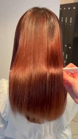 ミディアム ハナダ メイのヘアスタイル