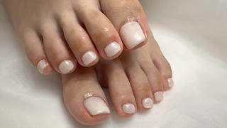 夏にぴったりフットネイル 