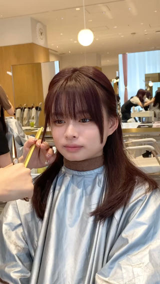 ハイレイヤー/パープルカラー/バイオレットカラー/レイヤーミディアム/姫カット/顔周りカット/ブリーチなしカラー/ビフォーアフター 