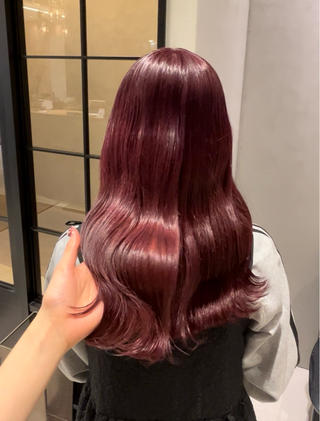 ブリーチしてもこの艶感はAujuaのトリートメントで叶います︎︎♡お悩みや髪質に合わせて選んでしっかりケアさせて頂きます◎