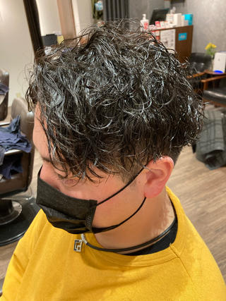 ショート パーマ UNCHEL所属・橋本 和弥のヘアスタイル