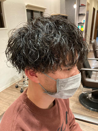 ショート パーマ UNCHEL所属・橋本 和弥のヘアスタイル