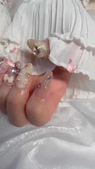 ガーリーネイル 