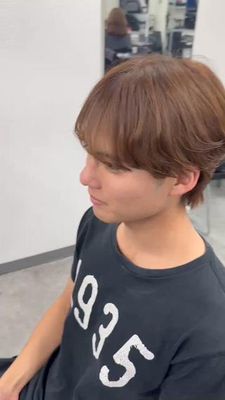 『カットへのこだわり』
◉ お客様一人一人に合わせたスタイルを提供
◉ 普段のスタイリングを簡単に出来るようなカット
◉ 頭の形やボリュームを理解して毛量調節

『ダメージケアへのこだわり』
◉ 一人一人に今必要なダメージケアを提供
◉ ブリーチやパーマをした時のホームケアやトリートメントの紹介
◉ 普段使うアイロンやドライヤーなどの使い方の説明など

やりづらさを感じるスタイリング剤の選び方やアイロンセットの方法などなんでもお答えします 