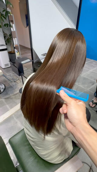 ︎艶カラーをされたい方はこちらのメニューよりご予約ください！
︎トリートメントは髪質に合わせてオリジナルの組み合わせで施術させていただきます！
︎カウンセリングの際に細かくご相談させていただきます！ 