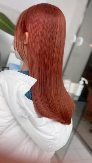 ショート カラー 牛澤 優斗のヘアスタイル