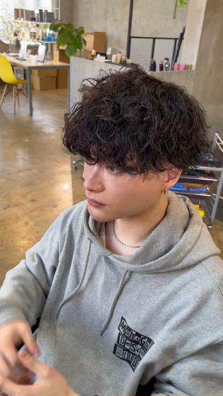 ミディアム パーマ メンズ 🟦ROOM MEN 瀬古　侑輝🟦のヘアスタイル