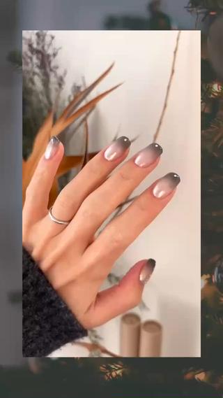 my nail
パールミラーがかわいい♡