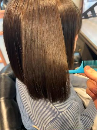 ミディアム Canon/ インナーカラー/小倉のヘアスタイル