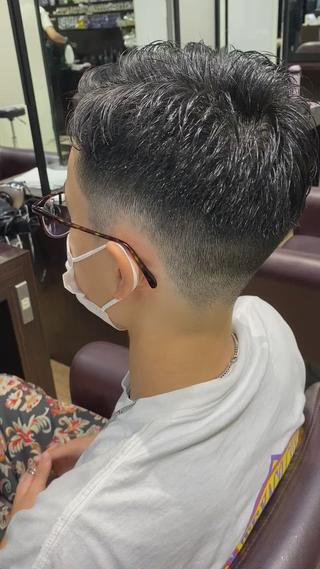 ショート メンズ 酸スト/フェザー パーマ/三谷海斗のヘアスタイル