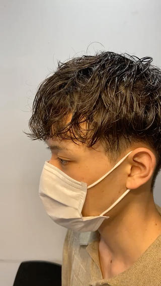 ショート メンズ 酸スト/フェザー パーマ/三谷海斗のヘアスタイル