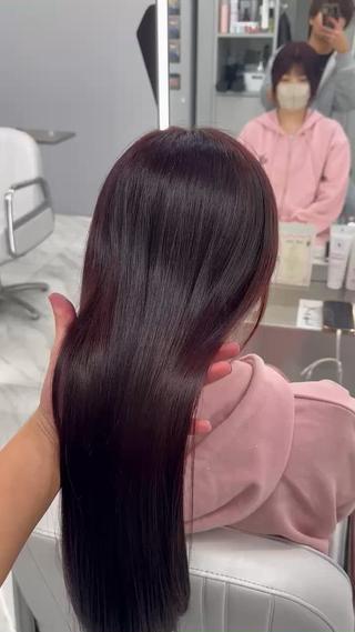 艶髪カラーでのワインレッド 