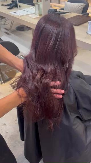 セミロング Lia 瑠莉花のヘアスタイル